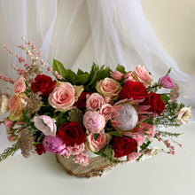 Load image into Gallery viewer, Romance - HKFlowers

